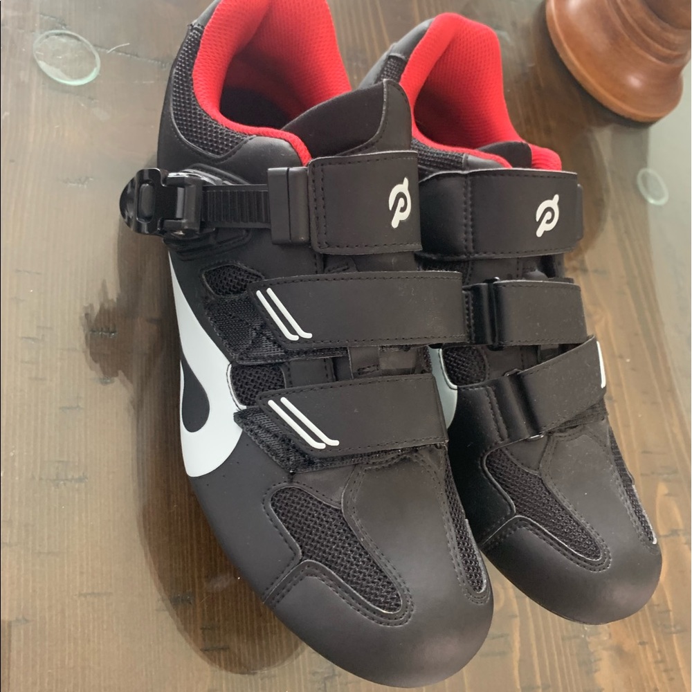 Peloton size 43 (mens 9) cycling shoes